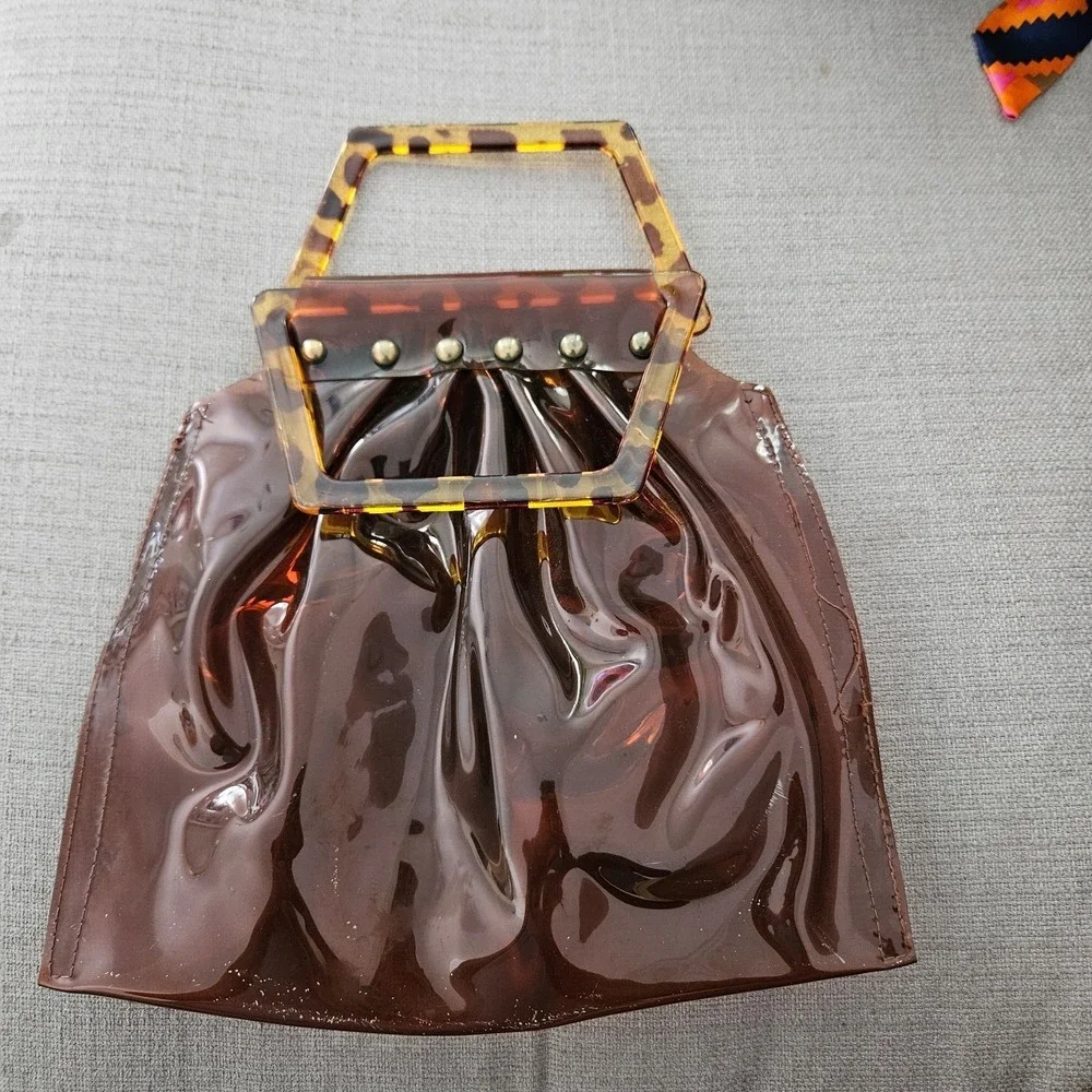 The Unbranded Brand clutch purse
